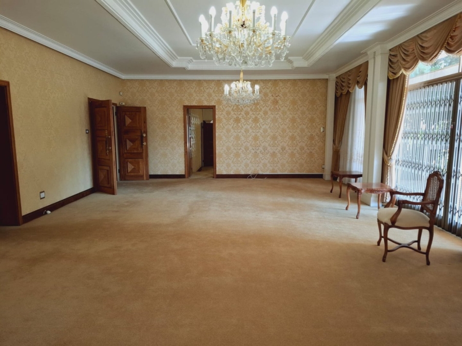 5 Bedroom Property for Sale in Dan Pienaar Free State
